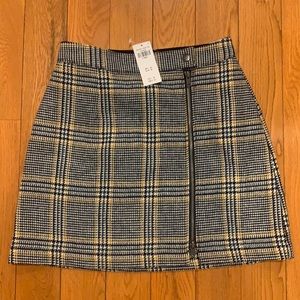 Abercrombie and Fitch Plaid Skirt NWT